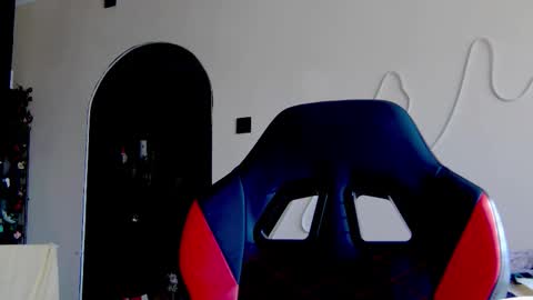 karoline121 online show from 10-31-25, 08:04