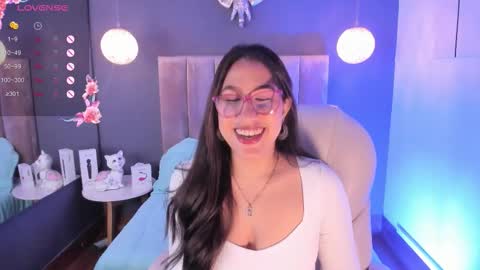 Snapshot of karoline21_ chatting on 10-07-25, 12:13 Karoline online show from 10-07-25, 12:13
