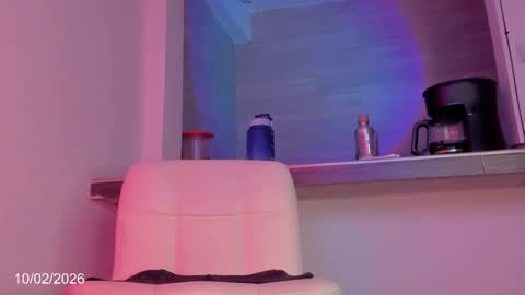 Karoline online show from 02-11-26, 03:22