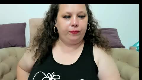 Snapshot of karolinejoyy chatting on 07-11-26, 07:05 KarolineJoyy online show from 07-11-26, 07:05