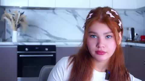 lina online show from 12-19-25, 11:28