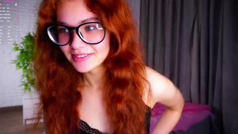 lina online show from 05-16-26, 01:43