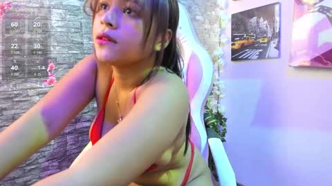 KAROLL online show from 11-30-25, 01:04