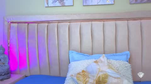 karoly online show from 11-27-25, 04:03