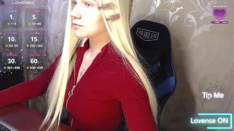 Caroline Fox online show from 03-05-26, 11:39