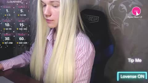 Caroline Fox online show from 03-06-26, 09:28