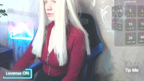 Caroline Fox online show from 04-16-26, 09:21