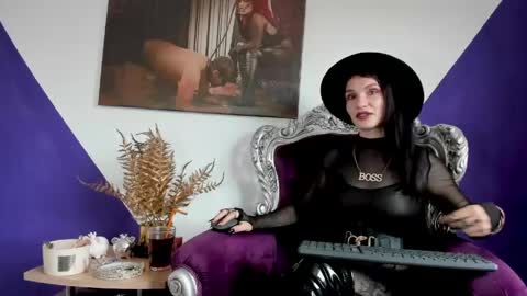 Miss K. online show from 05-11-26, 03:18