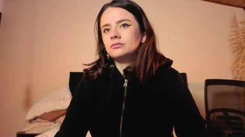 kassandra james online show from 06-04-26, 10:43