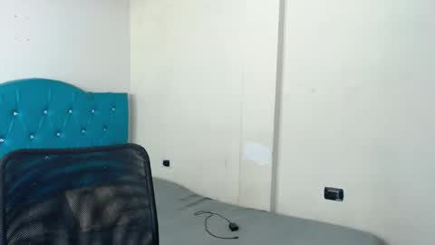 Snapshot of kassandraaa_ chatting on 10-29-25, 07:37 Kasandra  online show from 10-29-25, 07:37