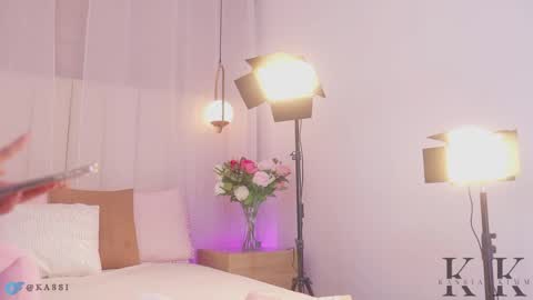 Kassia online show from 04-27-26, 05:27