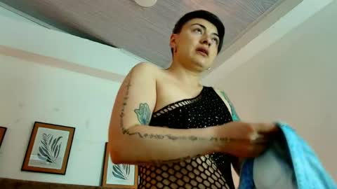 kat paradisse online show from 05-24-26, 11:48