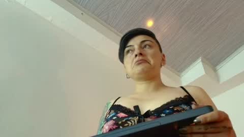 kat paradisse online show from 07-06-26, 11:51