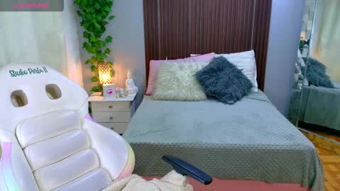 kate online show from 11-22-25, 09:58