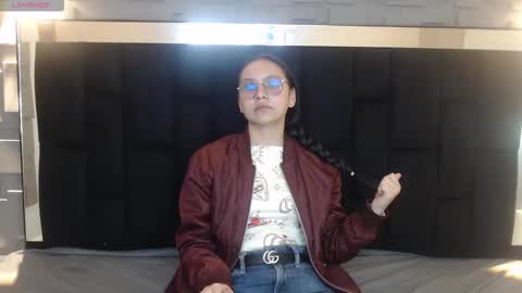 Katalina online show from 12-17-25, 01:17