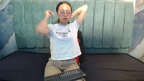 Katalina online show from 02-26-26, 04:06