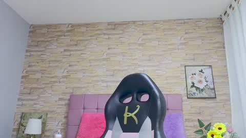 katalinahell online show from 01-05-25, 11:33