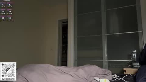 meeellowmarsh - Instagram online show from 03-12-26, 04:46