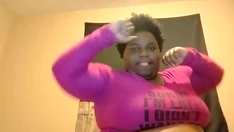 Snapshot of katara102 chatting on 11-10-25, 11:48 Katara online show from 11-10-25, 11:48