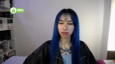 Snapshot of katara_a chatting on 05-15-26, 03:52 Maca online show from 05-15-26, 03:52