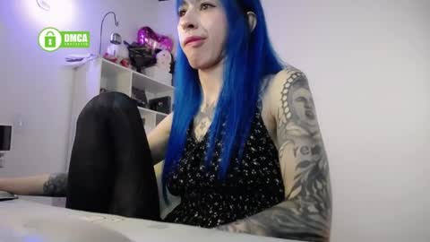 Snapshot of katara_a chatting on 05-19-26, 04:35 Maca online show from 05-19-26, 04:35