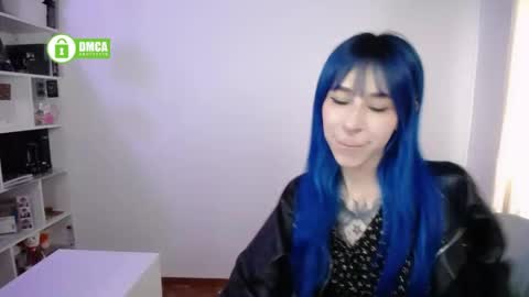 Snapshot of katara_a chatting on 05-20-26, 03:18 Maca online show from 05-20-26, 03:18