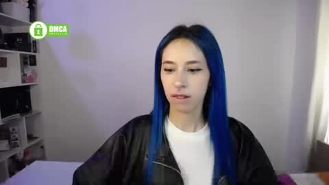 Snapshot of katara_a chatting on 05-21-26, 01:18 Maca online show from 05-21-26, 01:18