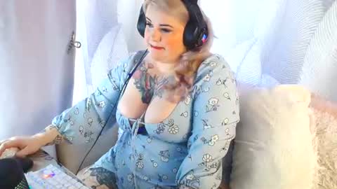KatarinaArria online show from 07-10-26, 07:56