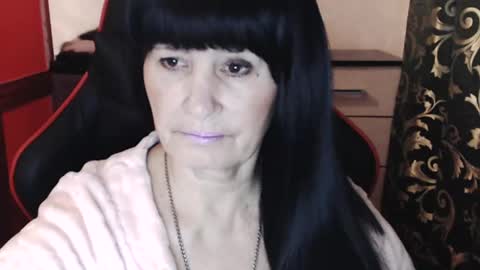 Snapshot of katarinaohdream chatting on 12-05-24, 02:33 KatarinaOhDream online show from 12-05-24, 02:33