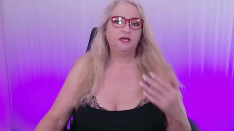 Snapshot of katdsinclair chatting on 02-26-25, 03:19 Kat D Sinclair online show from 02-26-25, 03:19