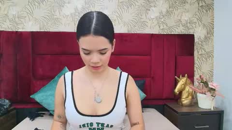 Kate online show from 11-10-25, 07:46