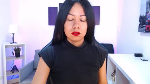 Kate  online show from 10-28-25, 10:41