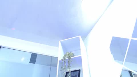 Kate  online show from 11-28-25, 08:11