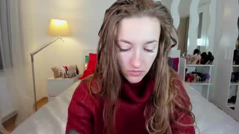 kate_redgar online show from 02-20-25, 10:16