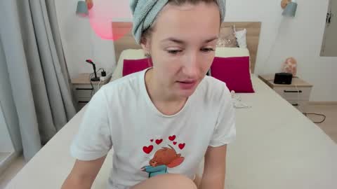 kate_redgar online show from 01-16-26, 10:08