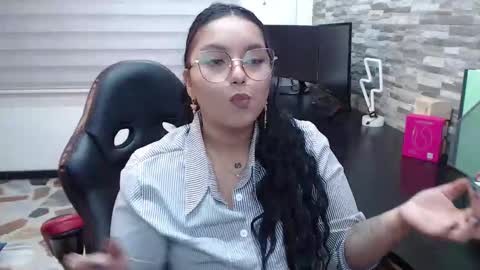 kateanderss online show from 11-23-25, 05:29