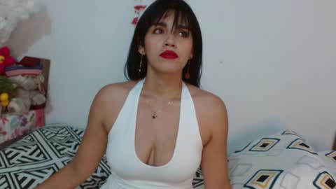 Snapshot of kateangelly chatting on 05-07-26, 03:01 kateangelly online show from 05-07-26, 03:01