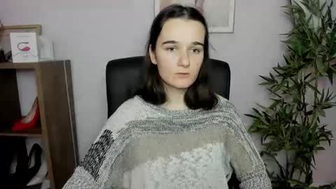 Snapshot of katedesire chatting on 12-07-24, 11:07 Kate  online show from 12-07-24, 11:07