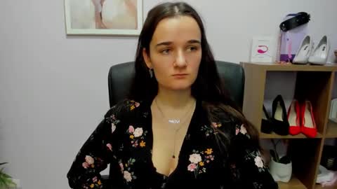 Kate  online show from 11-29-25, 07:55