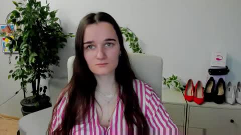 Kate  online show from 02-19-26, 02:46