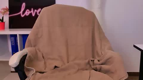 katemorganxx online show from 11-11-25, 09:09