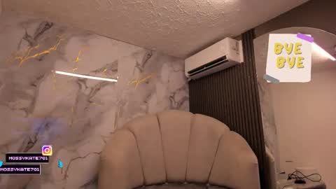 Im Katherine but call me Kate  online show from 03-17-26, 11:46