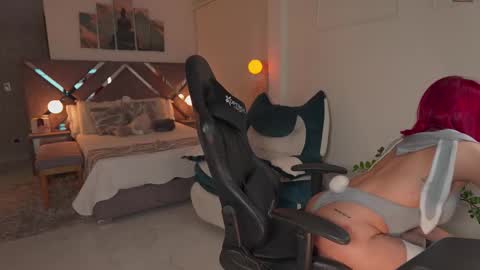  Kate Owens  online show from 10-26-25, 10:54