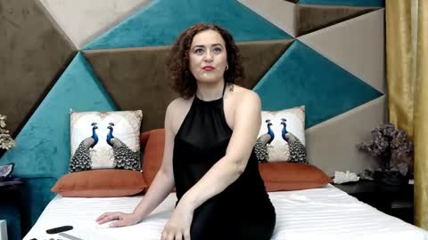 KateQueenston --  online show from 06-08-26, 10:54