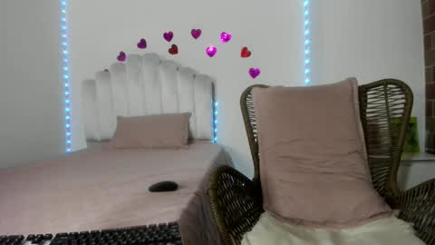 Snapshot of katerin_moore chatting on 09-28-25, 03:34 katherin moore online show from 09-28-25, 03:34