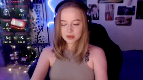 Snapshot of katerinaxvold chatting on 12-18-24, 12:10 Lisa online show from 12-18-24, 12:10