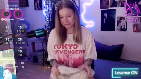 Snapshot of katerinaxvold chatting on 02-28-25, 05:15 Lisa online show from 02-28-25, 05:15