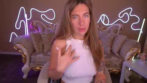 Snapshot of kateshanny chatting on 10-12-25, 06:12 Kate online show from 10-12-25, 06:12