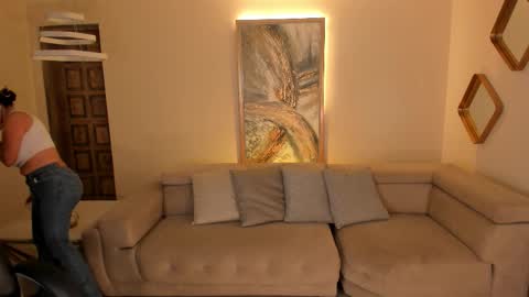 K A T E  online show from 10-25-25, 01:40