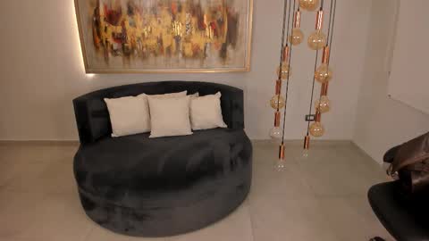 K A T E  online show from 12-21-25, 07:26